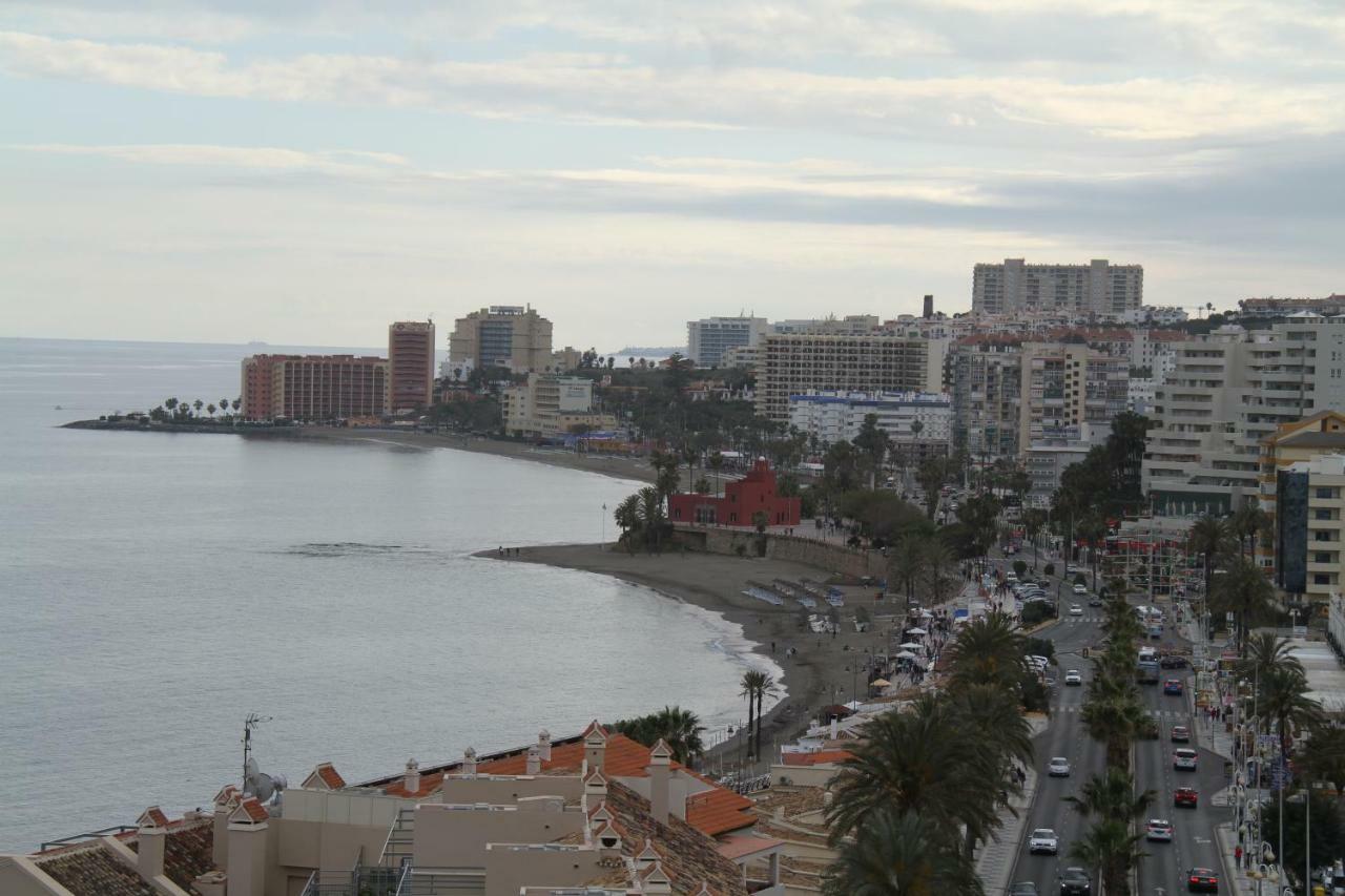 Fantanstico Apartamento Sobre El Mar 贝纳尔马德纳 外观 照片