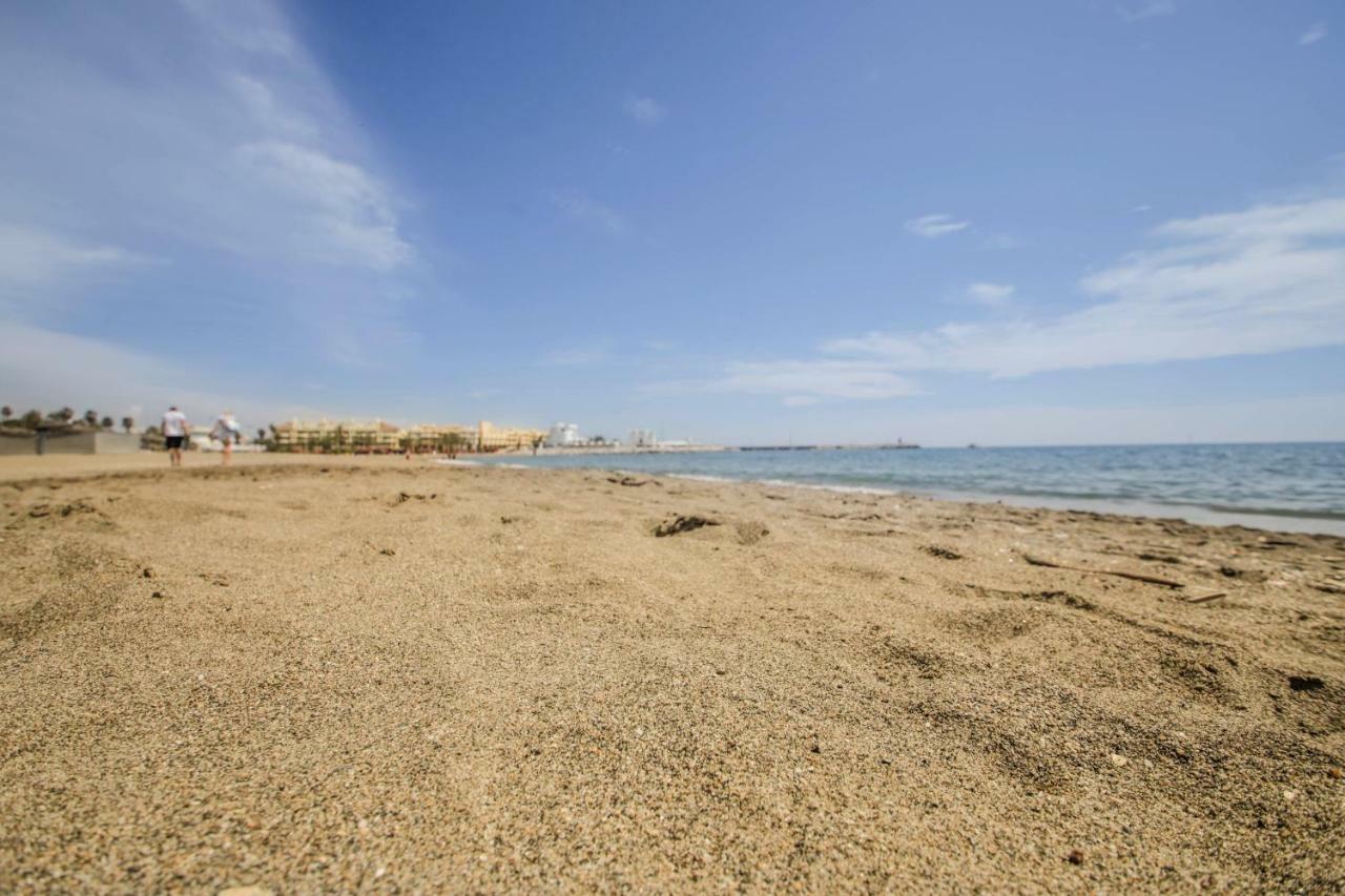 Fantanstico Apartamento Sobre El Mar 贝纳尔马德纳 外观 照片