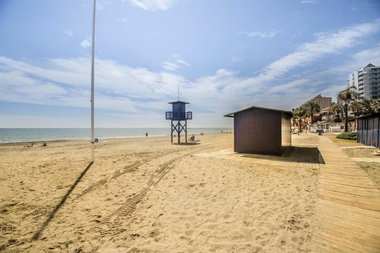 Fantanstico Apartamento Sobre El Mar 贝纳尔马德纳 外观 照片